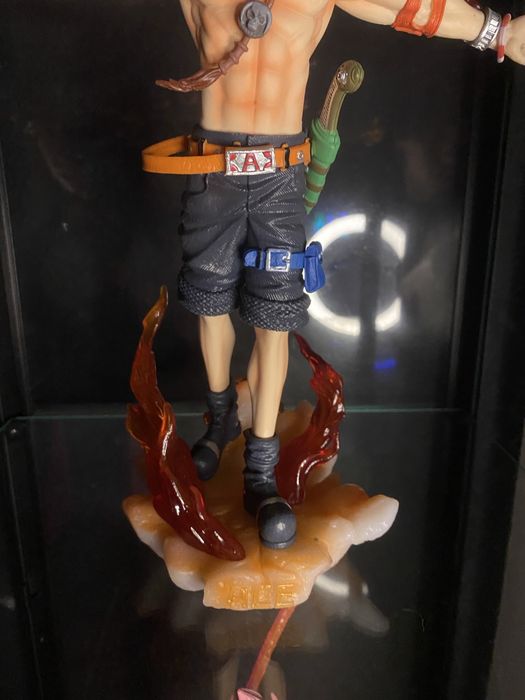 Figura One Piece Ace Punho de Fogo 27cm