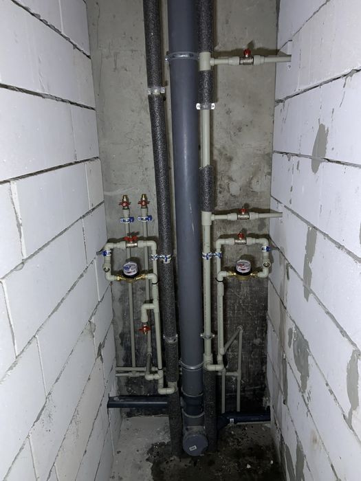 Сантехник Харьков Салтовка. Замена стоякоа, батарей, бойлера, унитаза