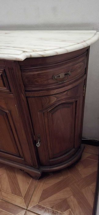 Móvel Sapateira em Madeira e Mármore