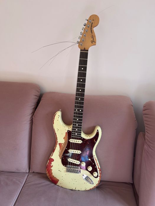 Gitara stratocaster custom