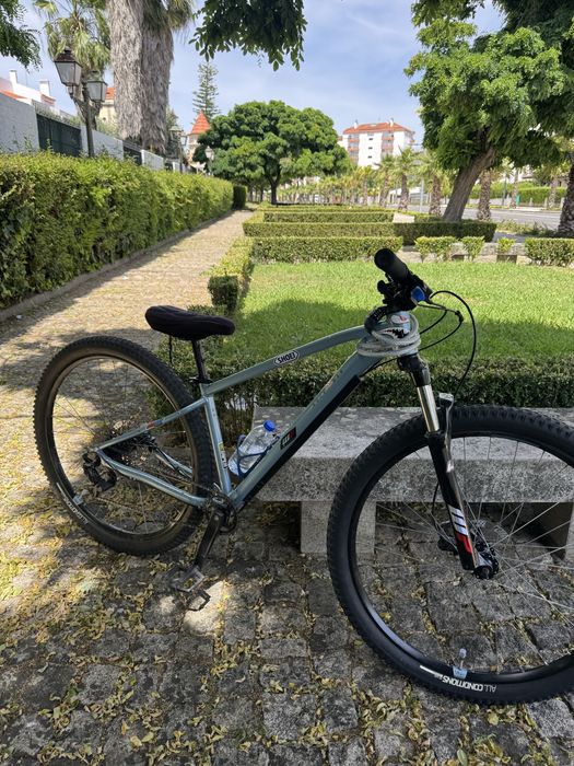 Biscicleta montains road (Rock Rider)
