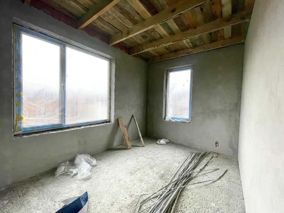 Продаж дуплексу в Брюховичах, вул. Волошкова.Центральні комунікації.