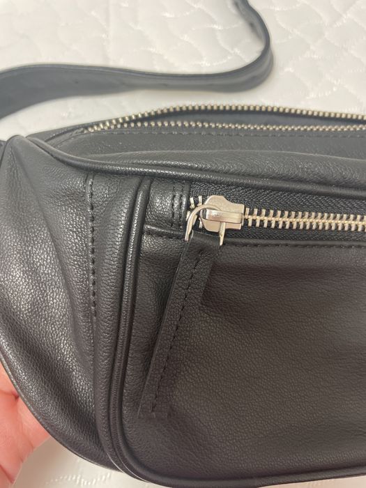 Новая бананка кожа Topshop