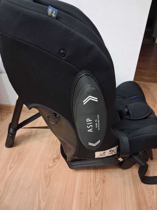 Fotelik samochodowy Axkid Move