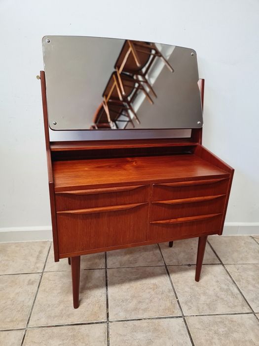 Toaletka tekowa,duński design,Dania lata 60,Mid-Century modern,vintage