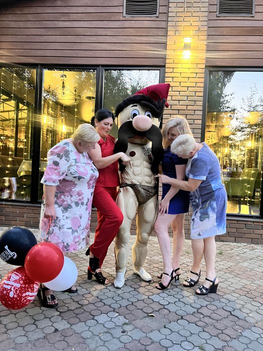 Стриптиз Кременчук/Стриптизерка-вітання для чоловіка/Козак стриптизер