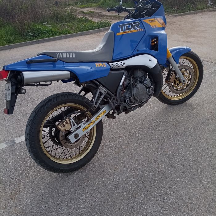 Yamaha TDR 250 para venda.