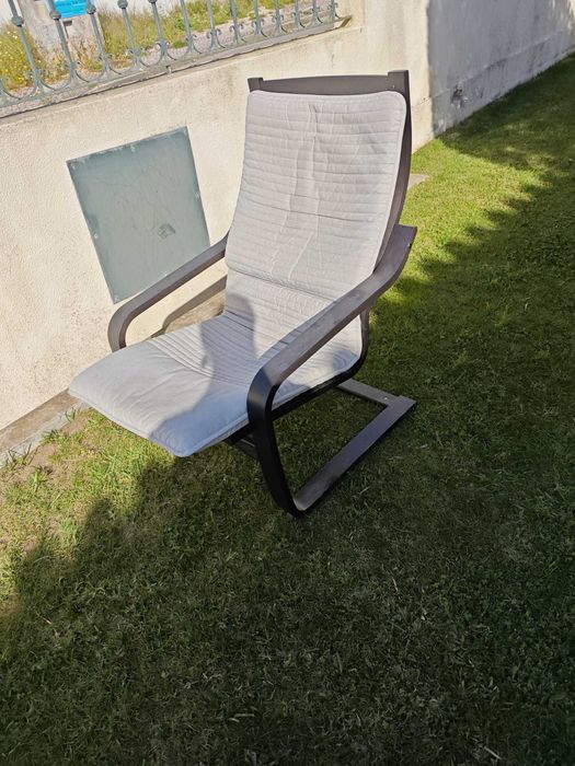 Cadeirão ikea bom estado