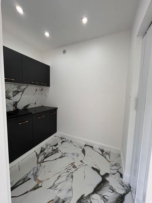 Wynajem lokalu usługowego Kościelec Centrum