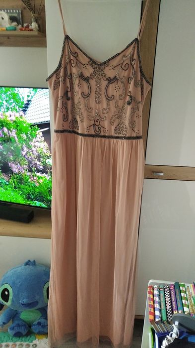 Sukienka damska na różne okazje