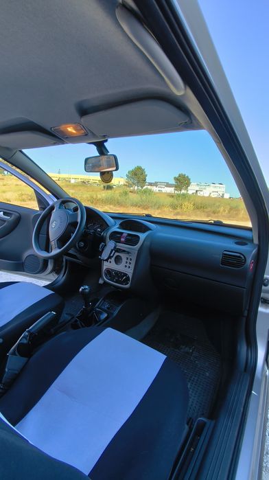 Opel  Corsa 1.7 DTI - 5 Lugares