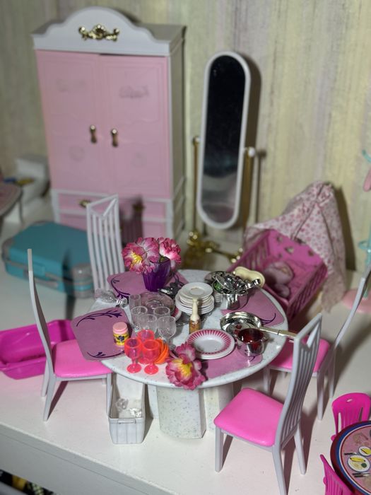 Продаю меблі для ляльки Барбі