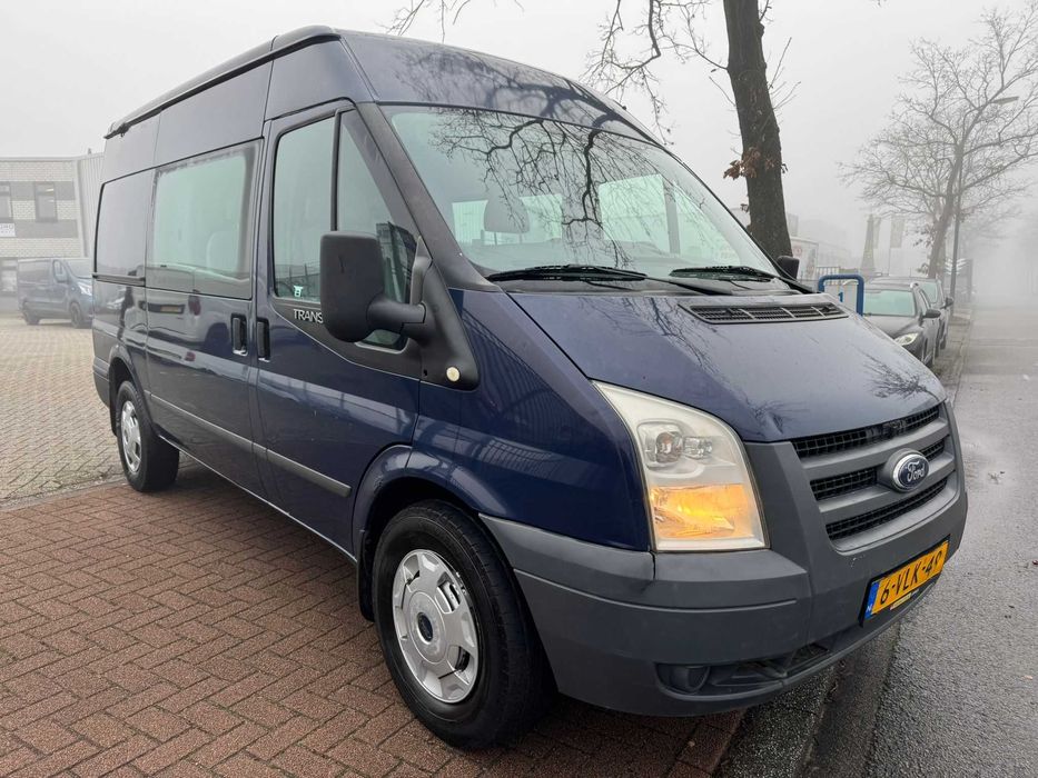 Ford Transit T330, 6 lugares +Divisória carga , teto alto