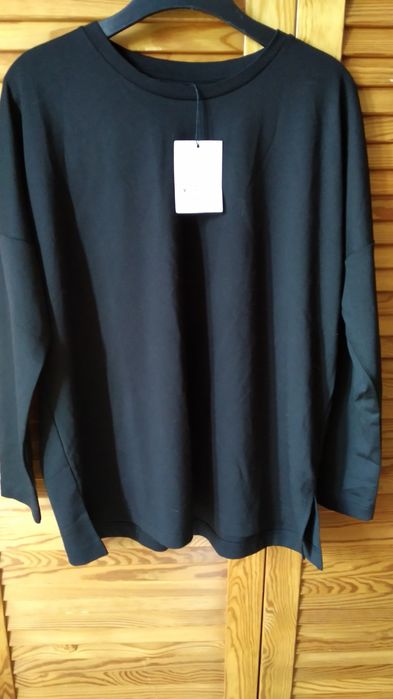 Nowa czarna bluzka Mohito