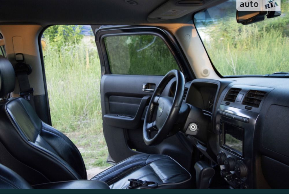 Аренда авто на Свадьбу HUMMER H3, Chrysler 300c (не Bentley)