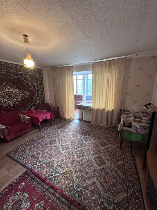 Сдам КОМНАТУ в 3 комнатной квартире