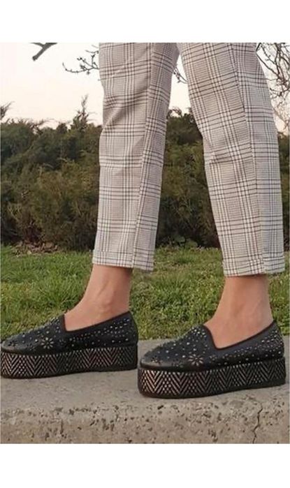 Стильні сліпони baldinini італія натур шкіра.36,37,39 залишки складу