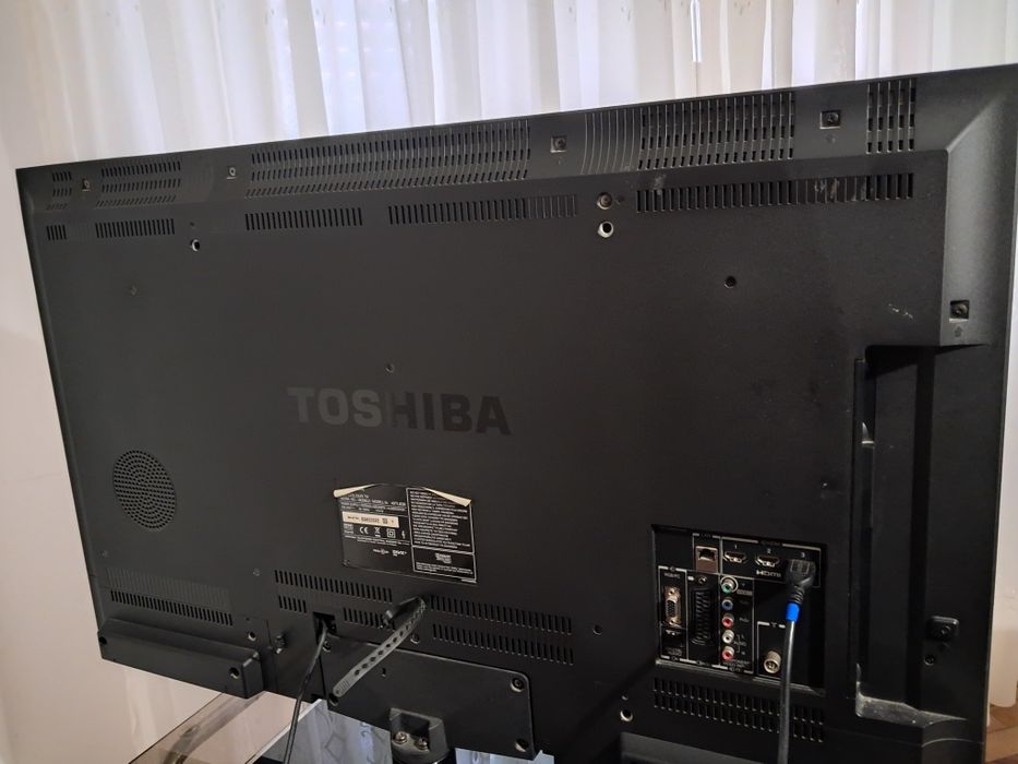 TV LCD Toshiba 40''