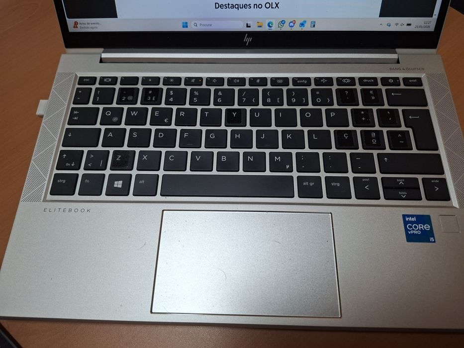 HP Elitebook 830 G8 como novo