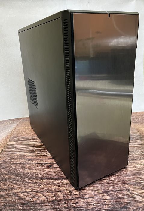 Игровой Настольный ПК/Озу-24гб/GTX1080Ti-11gb/Core-i5/ssd250