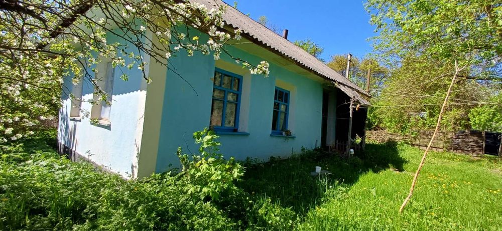 Продам хату в селі