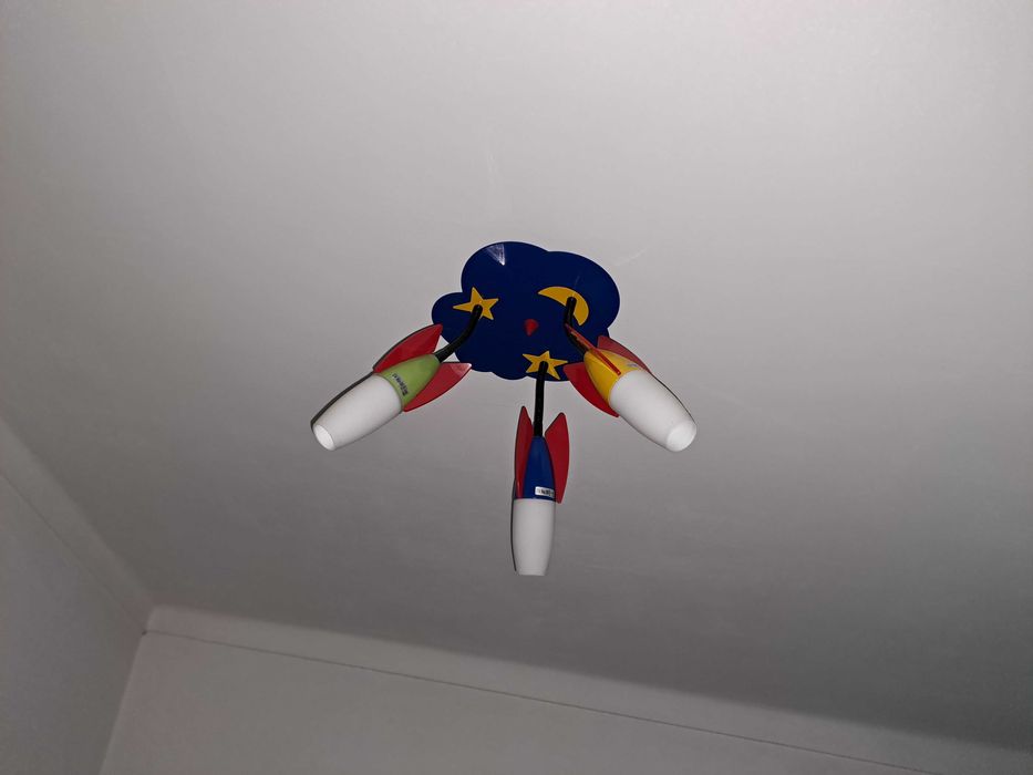 Candeeiros de criança