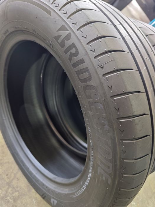 255/55/19 Bridgestone