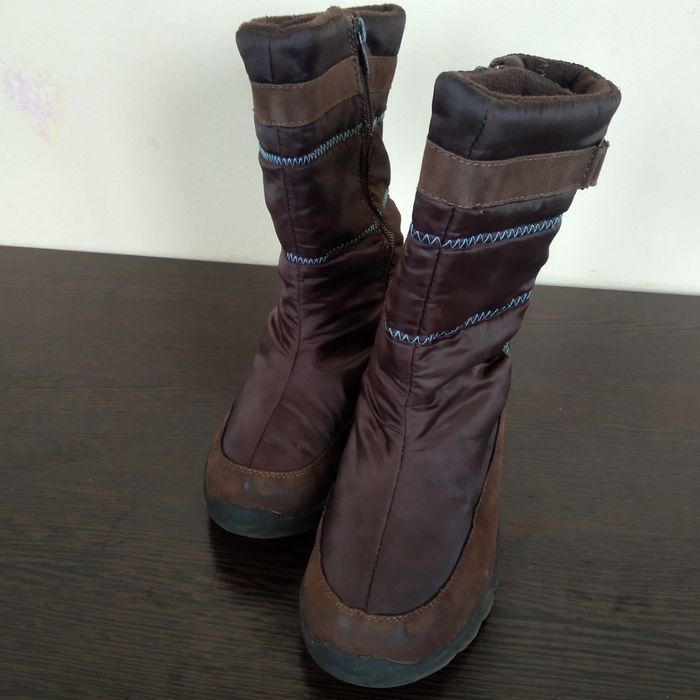 Черевики зимові для дівчинки.32-34розмір.