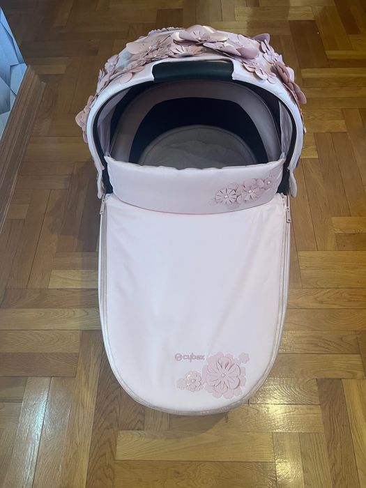 Gondola Cybex Priam 4.0 różowa kwiatki