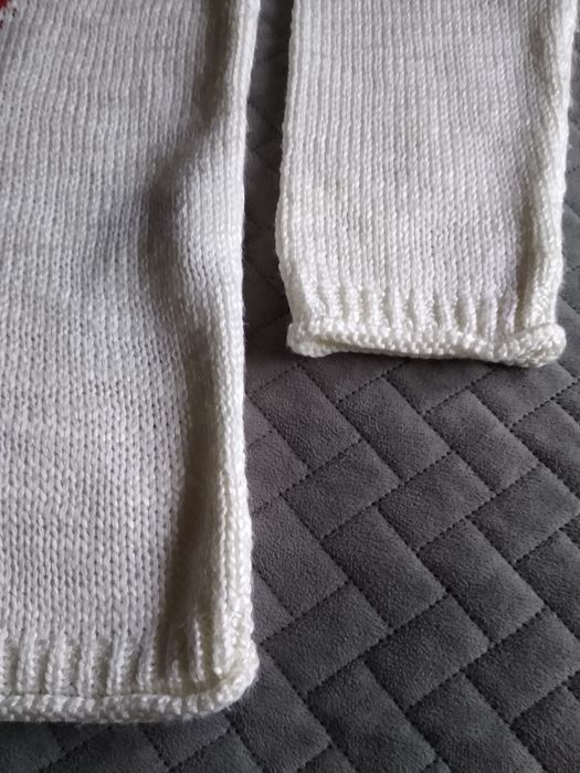 Damski sweter z sercem M/L