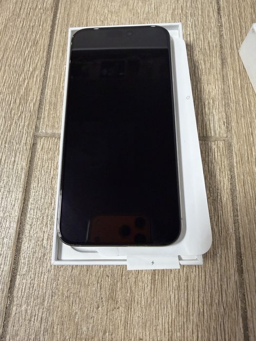 IPhone 15 Pro Max 1 TB Natural Titanium