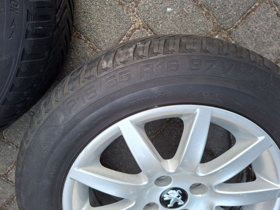 Koła opony wielosezonowe 2022rok aluminiowe felgi Peugeot 16 cali