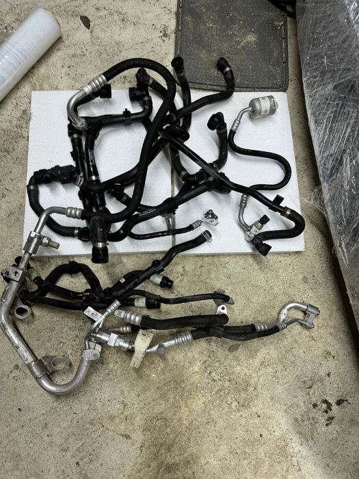 Трубки/шланги на BMW I4 m50