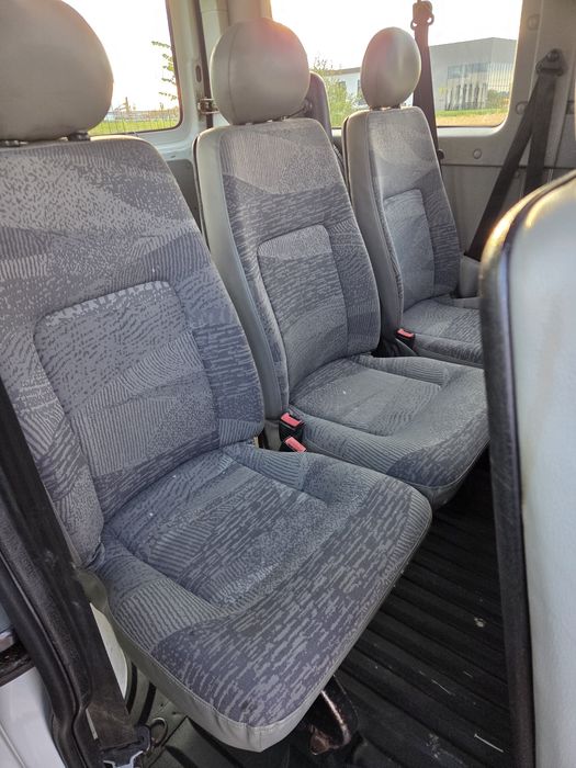 Renault master 1.9dci klimatyzacja 9 osób.