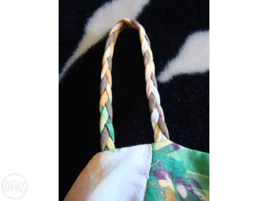 Vestido de menina para 4 a 5 anos NOVO