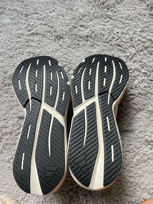 Оригінальні adidas