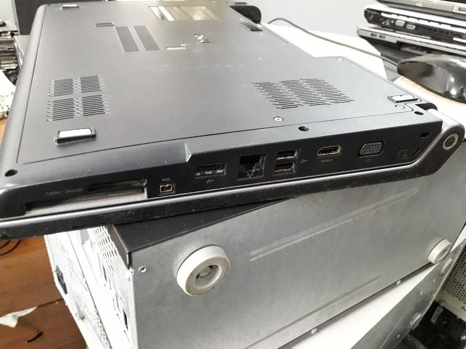 Ноутбук Ноутбук Dell Studio 1735