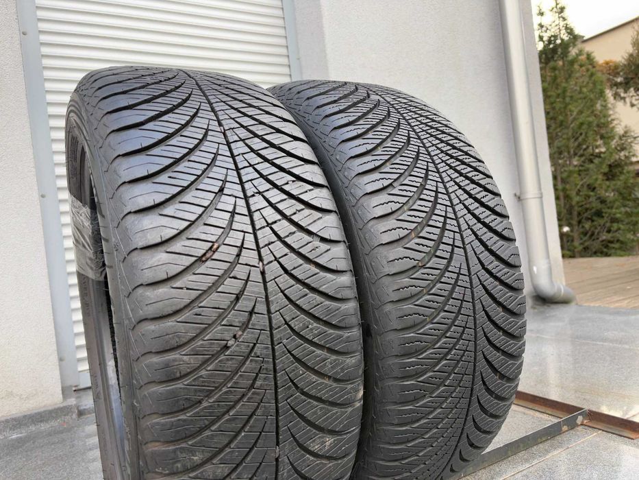 2szt całoroczne 215/55R17 GoodYear 7mm 2023r świetny stan! 4S72 gwaran