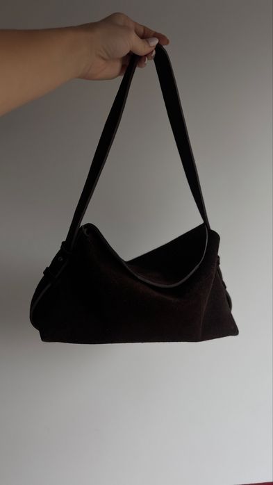 Замшева сумка шоколадного кольроу