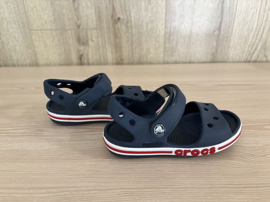 Оригінальні дитячі сандалі Crocs