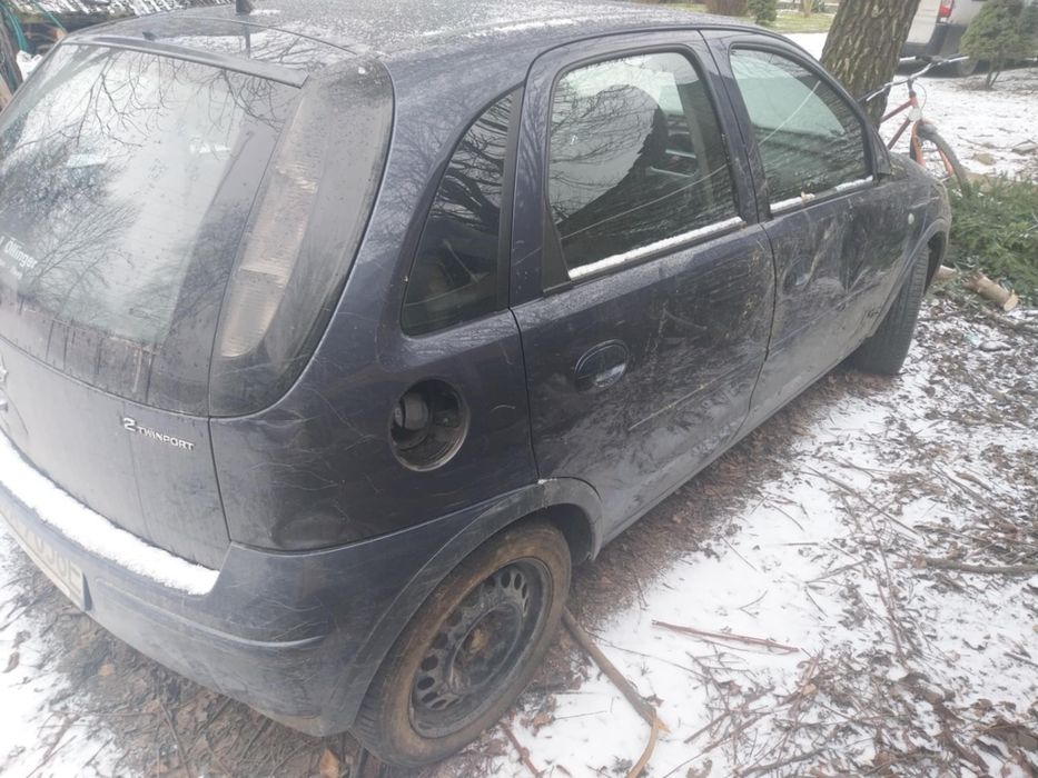 Corsa C, 2006 r., Benzyna, uszkodzona