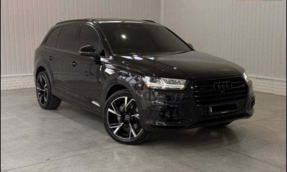 Audi q7 2019г 35тыс пробег