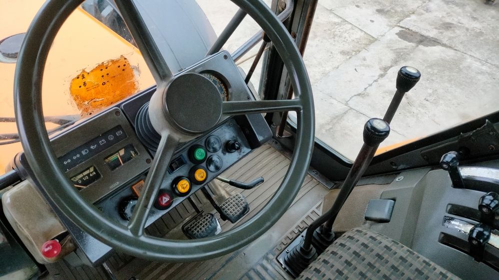 Ciągnik Renault 110.54