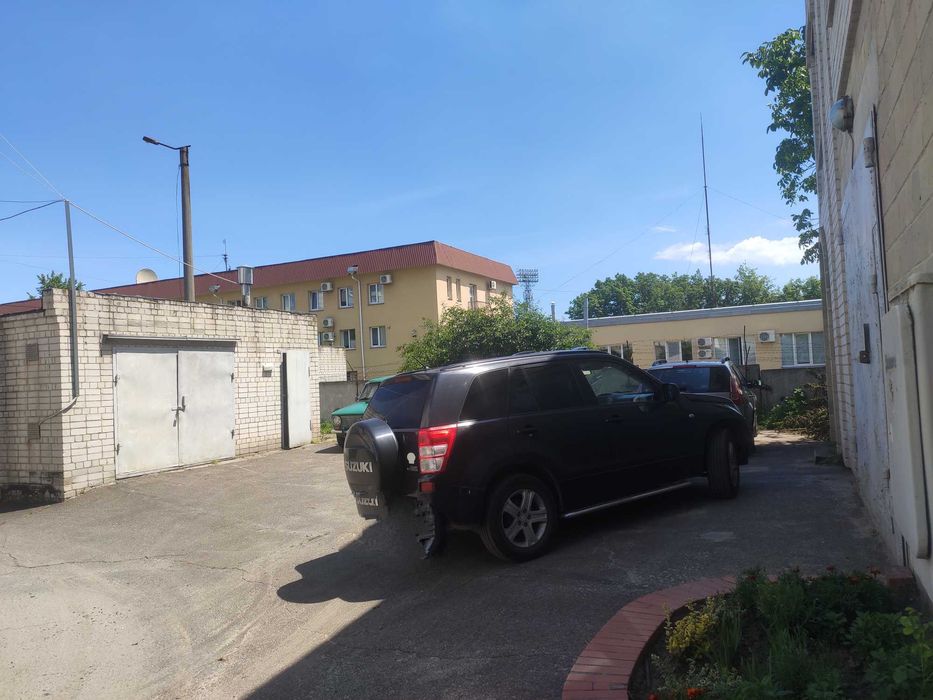 Продам офiсну будiвлю