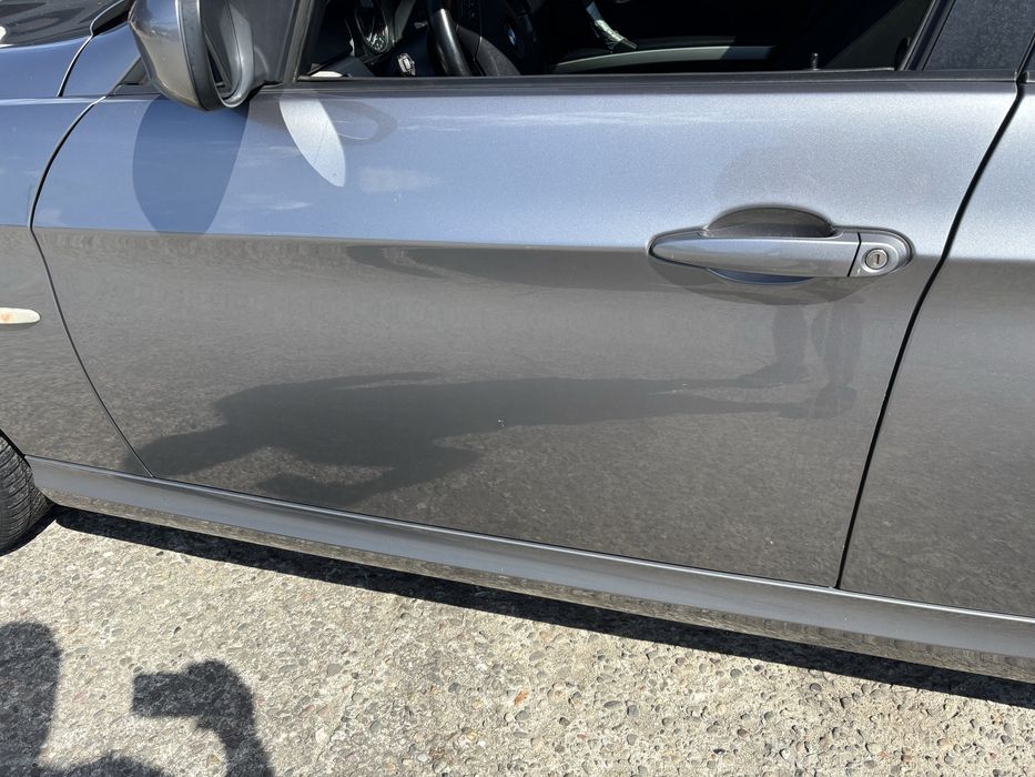 BMW E90 E91 drzwi A52