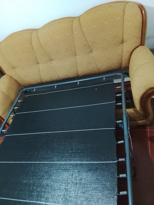 Conjunto de 3 sofá ,2 sofás pequenos,1 sofá grande de 3 lugares com cama