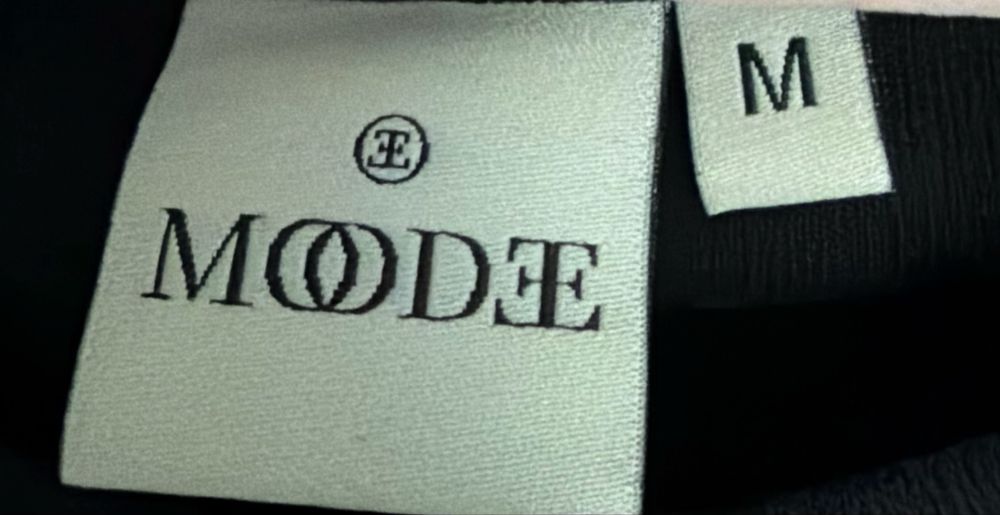 Longsleeve Bump Black Moodee