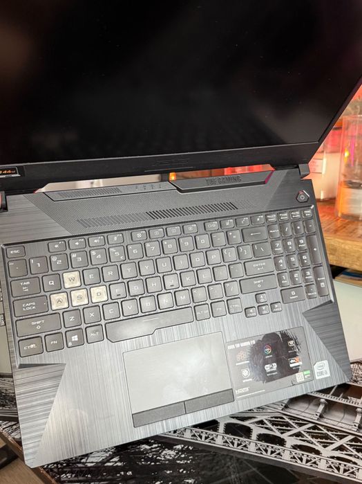 Laptop gamingowy ASUS TUF Gaming F15: i5 / 16GB / SSD 512GB / GTX 1650