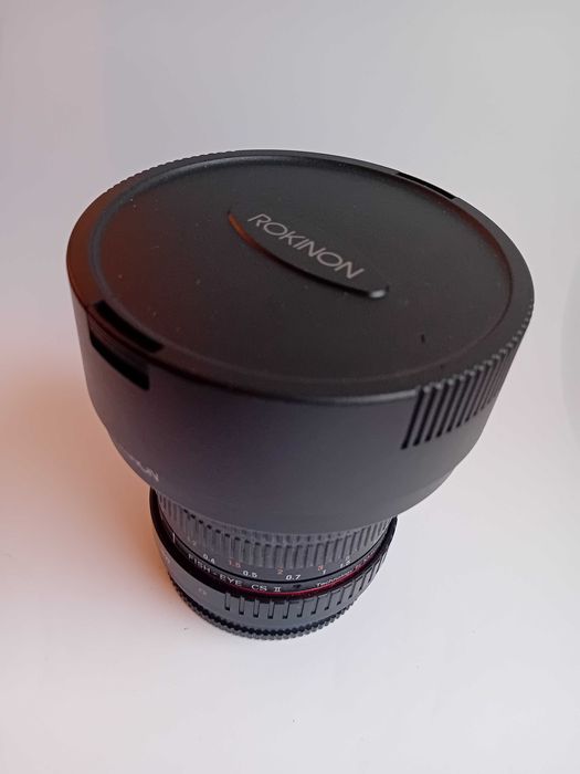 Objectiva Rokinon 8mm para Sony A-Mount