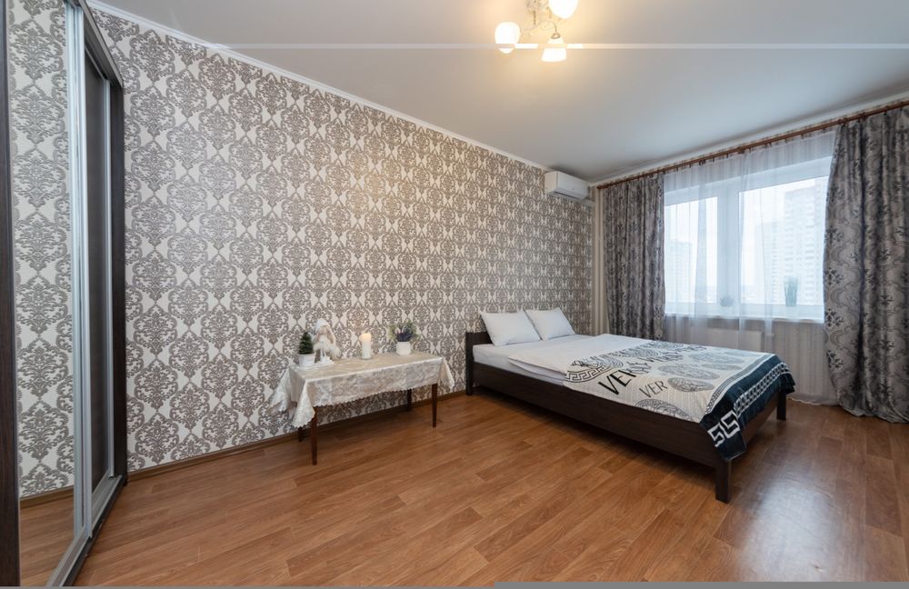 Акция!!! Посуточно, ЖК Патриотика . Метро Позняки -Осокорки-1-555.biz.ua